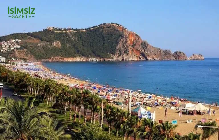 Antalya'nın En Güzel Plajları Hangileri? Kleopatra Plajı