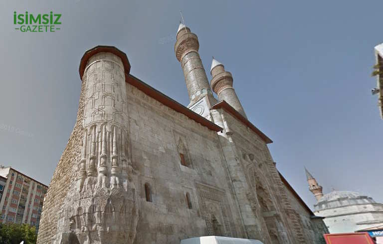 Sivas Çifte Minareli Medrese’yi Benzersiz Kılan Unsurlar